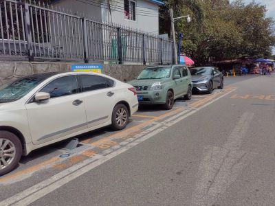 西郊游泳场（中锁板+埋地式锁板）